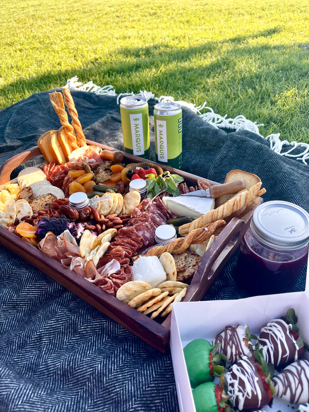 Marquis in DTLA: A Picnic in Echo Park